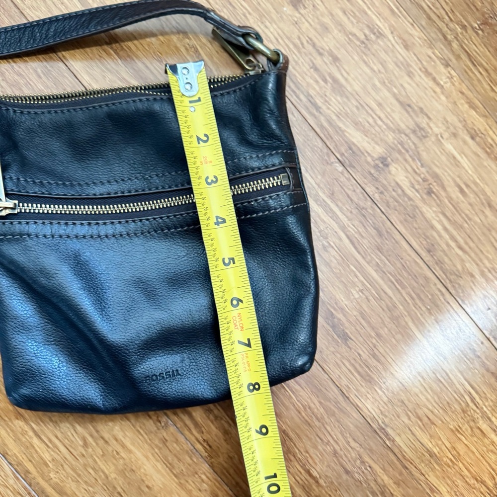 Fossil small, black leather Crossbody bag - Picture 7 of 7